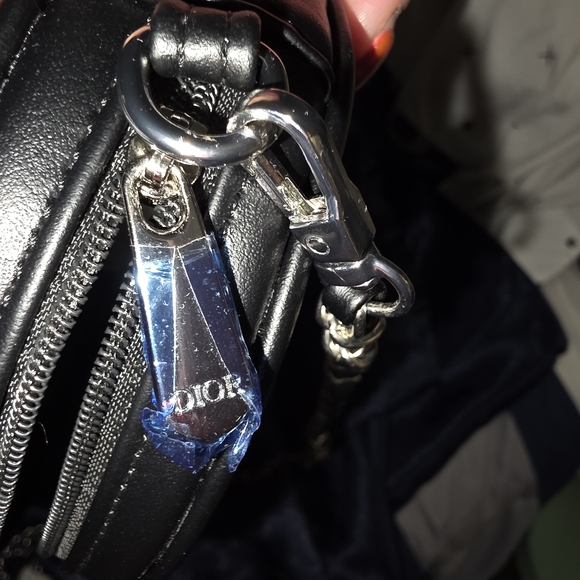 Dior Black Circular Leather Bag with Chain - Picture 4 of 4